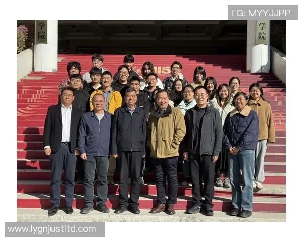 深度对话吴静探索她在英雄联盟中的成长与挑战之路