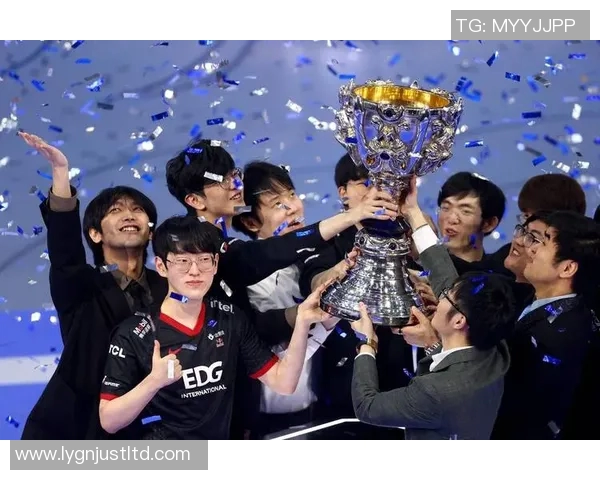 聚焦CSGOEDG力量话题探讨电竞团队如何塑造胜利与团结精神