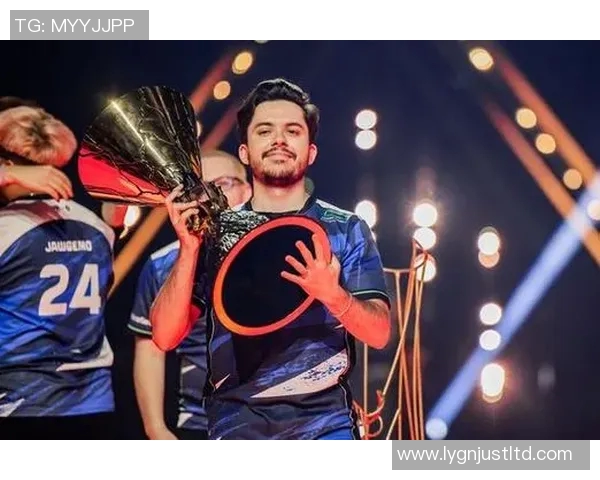 电竞新闻CSGO赛事中JDG耐力争议引发热议玩家和评论员的不同声音